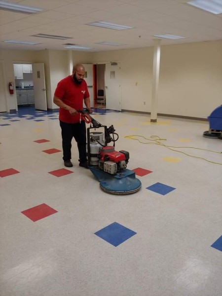 Floor Stripping and Buffing in Williamsburg, VA (1)