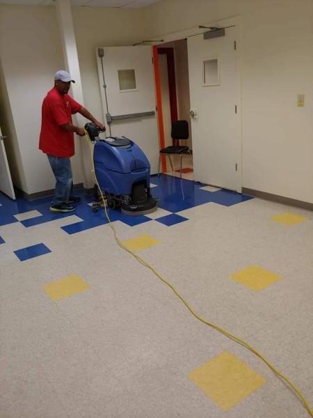 Commercial Floor Cleaning in Williamsburg, VA (1)